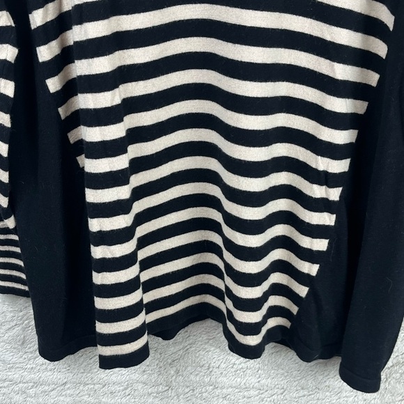 SUSAN GRAVER Striped Lightweight Sweater w/ Slimming Panels Mockneck Large - Picture 4 of 15
